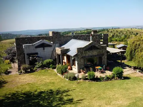 Chacra en  ATOS PAMPA, 6.5 Ha, con CHALET DE TRES DORM, TANQUE AUSTRALIANO DE 50.000 LTS