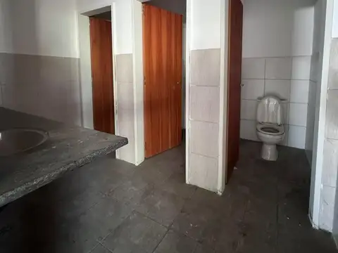 Oficina en Alquiler al Sur