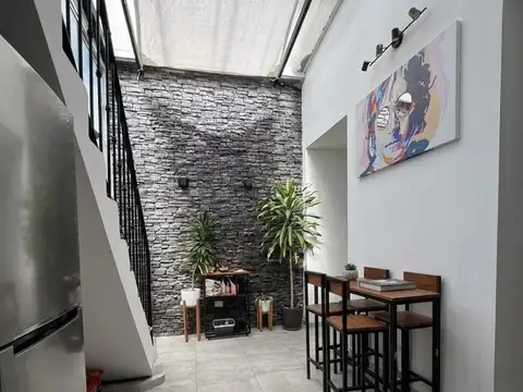 Depto Tipo Casa en Venta al Este