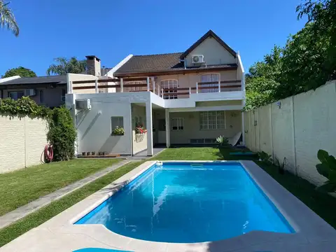 IMPECABLE CASA CON QUINCHO Y PILETA | 4 DORM mas Gran PLay