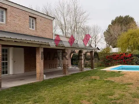 Casa en Alquiler de 4 dormitorios