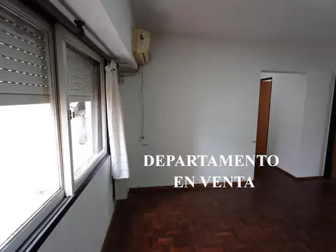 Departamento de 1 Dormitorio en Venta – Montevideo 677 | Pis