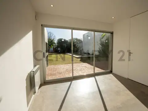Casa en venta en una planta en Gonnet
