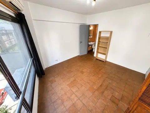 Agüero 2200, Piso 4