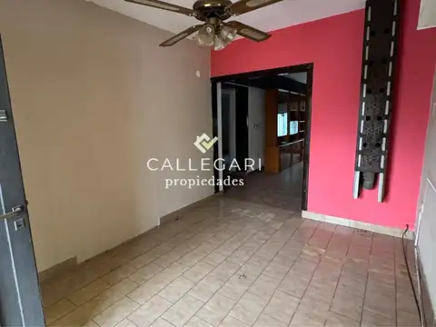 Casa en Venta en Berazategui, USD 115.000