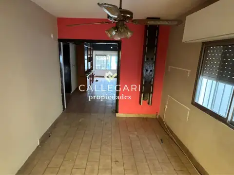 Casa 3 ambientes con 1 baño