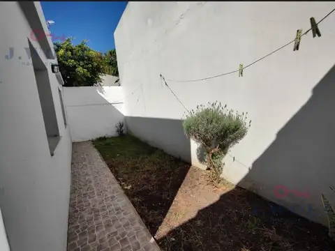 Depto Tipo Casa en Alquiler 30 años