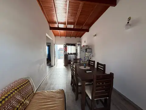 Casa 3 ambientes con 1 baño