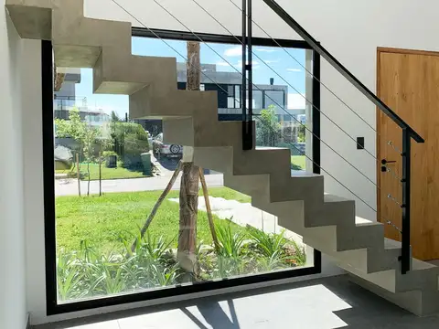 Casa en Venta en El Naudir, USD 380.000