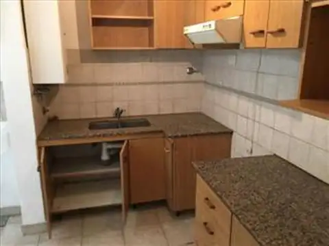 Rivadavia 800, Piso 2