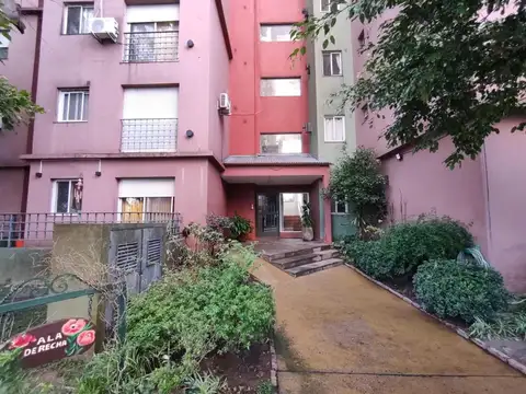 Avenida Crisólogo Larralde e/ Pueyrredón y Albarellos