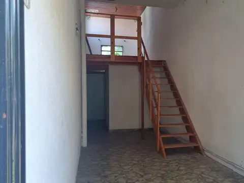 Depto Tipo Casa 2 ambientes con 1 baño