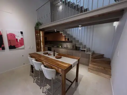 Casa 5 ambientes con 3 baños