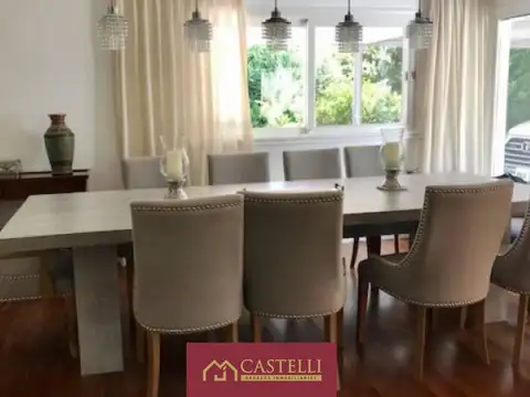 Casa en Venta de 5 dormitorios