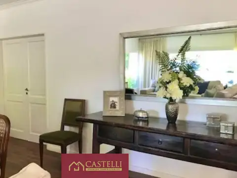 Casa de 5 dormitorios en Venta Ayres de Pilar