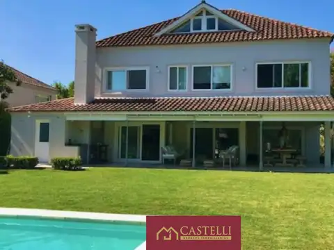 Casa de 5 dormitorios en Venta Ayres de Pilar