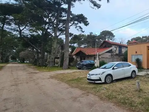 Casa 4 amb. en el Camino del Jagüel, Sta Teresita