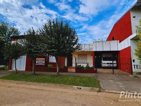 Casa de 3 dor sobre calle Paso de los Andes, muy cerca del centro. SAN JOSE.