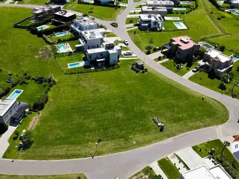 LOTE EN VENTA TERRALAGOS CANNING SECTOR LAGUNA