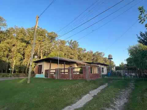 Casa 4 ambientes con 1 baño