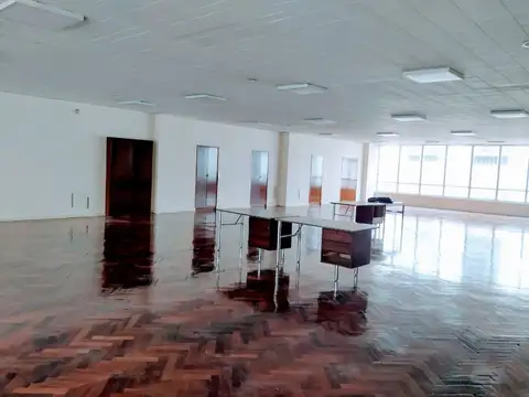 Oficina Monoambiente con 3 baños