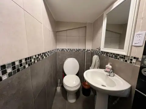 VENTA CASA 8 AMBIENTES FUEGIA BASKET Y MARCOS ZAR