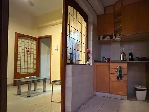 Oficina en Alquiler al Este
