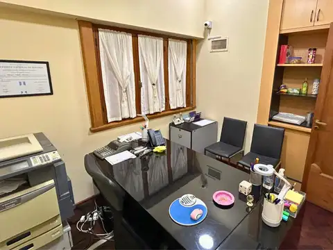 Oficina en Alquiler 69 años