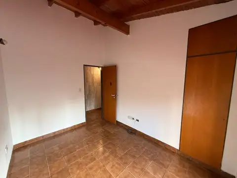 Depto Tipo Casa en Venta al Este