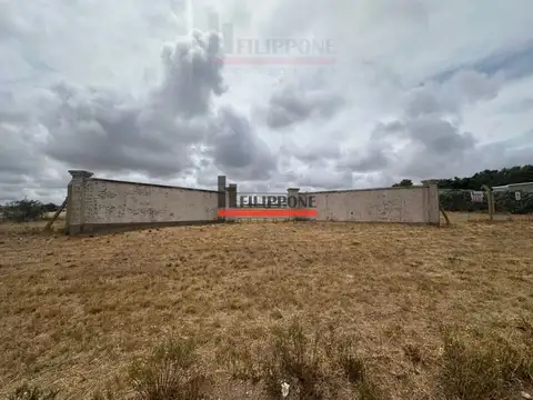 Terreno / Lote en venta de 3200m2 ubicado en Las Lomitas
