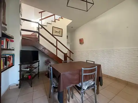Venta Dúplex 3 ambientes.Vicente López. Con balcón