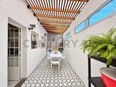 Vendemos PH 1 dormitorio con galeria