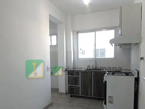 Departamento en Alquiler en José León Suárez, $ 620.000