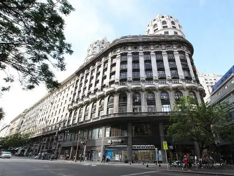 Roque Saenz Peña 615 1º y 2º