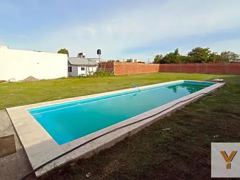 Quinta en venta - 2 Dormitorios 4 Baños - La Plata