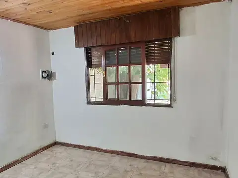 Casa 3 ambientes con 2 baños