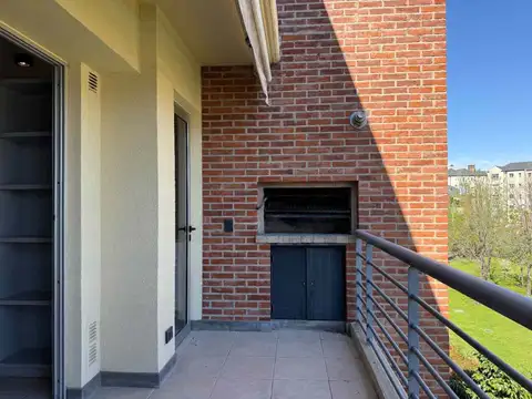 Departamento en Alquiler con 1 cocheras