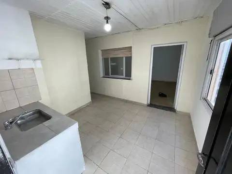 ALQUILER DEPARTAMENTO 2 AMBIENTES. LA TABLADA