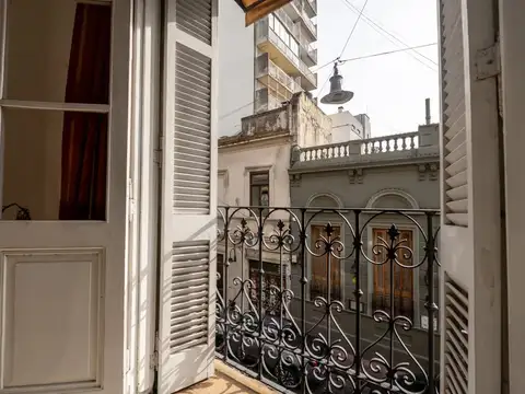 Depto Tipo Casa 6 ambientes con 3 baños