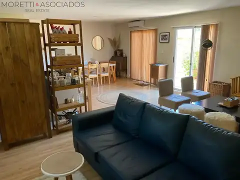 Casa en Alquiler en Barrio Parque Leloir, USD 1.500