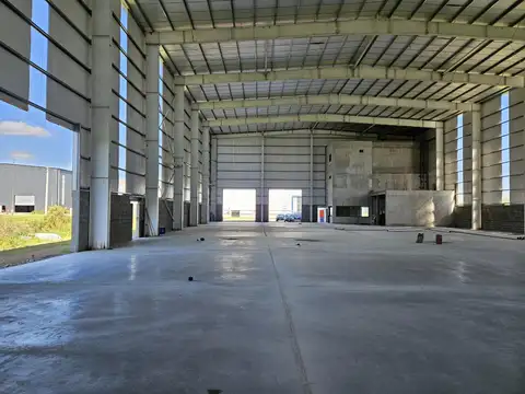 Venta al costo Depósito de 3000m2 en Polo industrial Spegazzini oportunidad