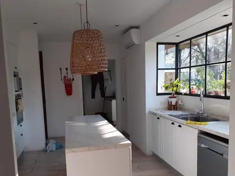 Casa en Alquiler Temporal con 2 cocheras