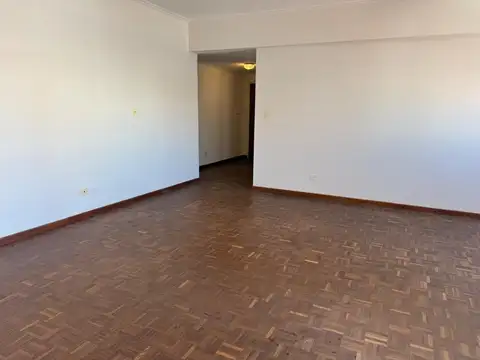 Departamento en Alquiler de 4 ambientes
