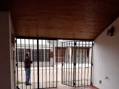 Casa en Venta en Villa General Mitre, USD 75.000