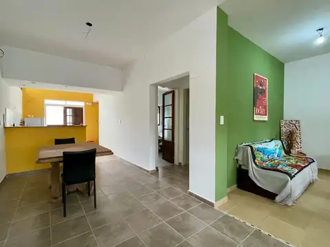 Depto Tipo Casa en Venta 56 años