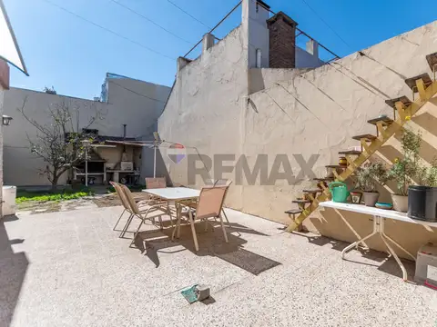 Venta Casa 3 amb con patio y cochera en Villa Real