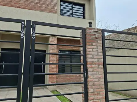 HERMOSA CASA EN ITUZAINGO