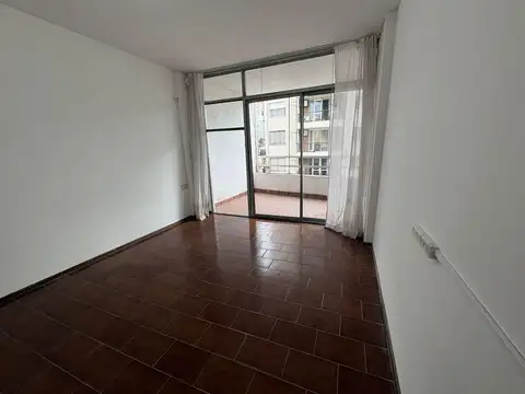 Departamento en Alquiler en Macrocentro, $ 330.000