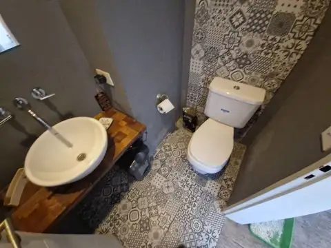 Casa 4 ambientes con 3 baños