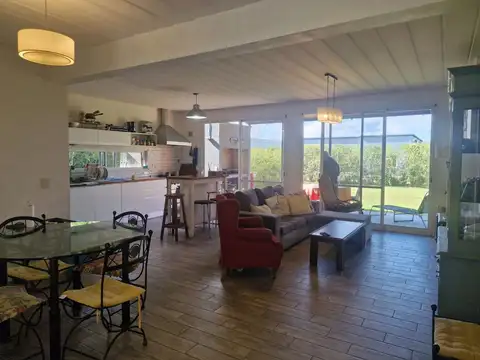Casa en Venta en Pilar del Este - San Eduardo, USD 150.000
